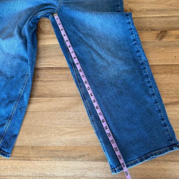 Talbots Wide Leg Crop Jean High Rise Como Wash Casual Denim Size 8 - Picture 15 of 16